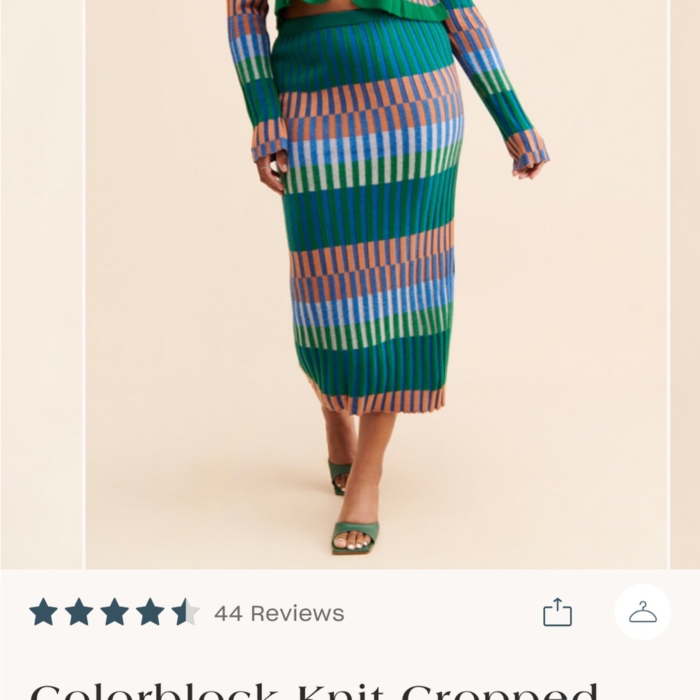 Colorful Striped Crop Top - Picture 4 of 5
